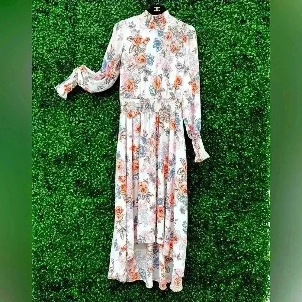 NANETTE LEPORE CREAM FLORAL DRESS. size 2